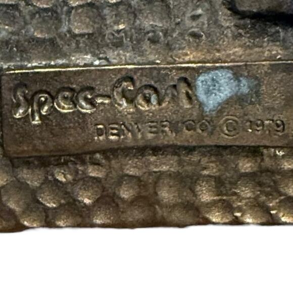 Vintage Brass/Bronze Keep Everybody Country Western Belt Buckle 1979 - Picture 5 of 5